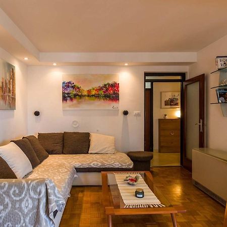 Apartment Many プーラ エクステリア 写真